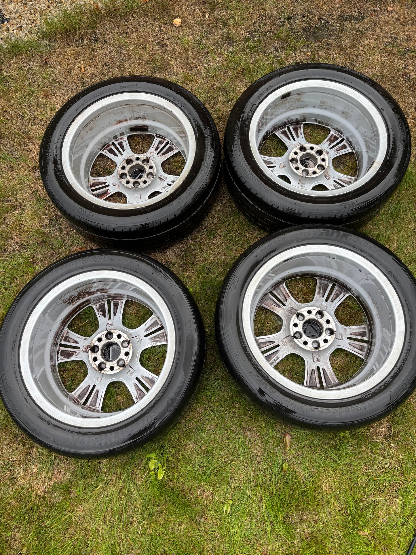 Genuine Mercedes-Benz 17” Alloy Wheels – Complete Set with Tyre