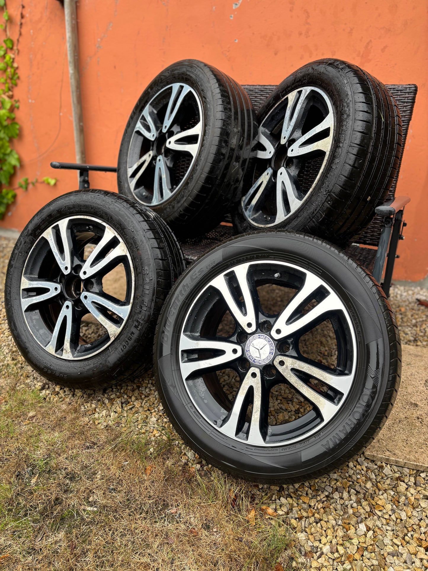 Genuine Mercedes-Benz OEM 16” Alloys- Complete set with tyres