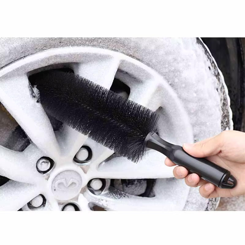 Car Wheel Cleaning Brush – Tyre & Rim Scrubber